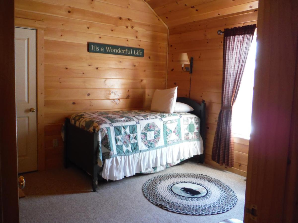Rangeley Lake Resort A Ramada By Wyndham エクステリア 写真